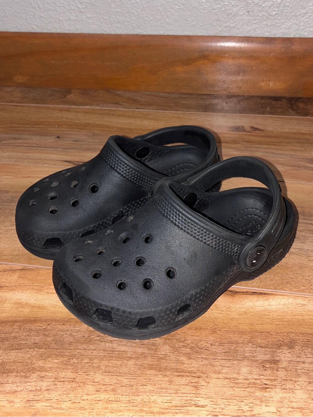 Kids Crocs Size 8C Bone Color